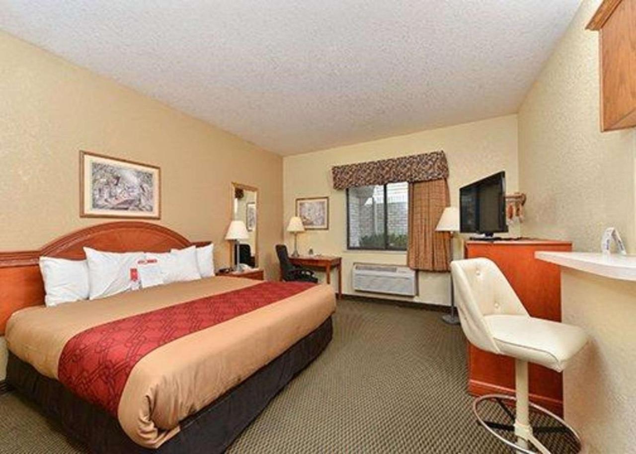 Express Inn&suites Decatur Extérieur photo